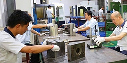 注塑加工厂的塑胶模具制造工艺过程是怎样的？