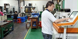 东莞市马驰科注塑模具厂