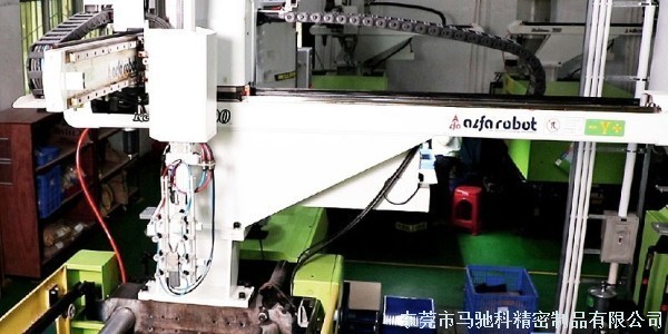 塑胶模具厂新型吸奶器有哪些不同？